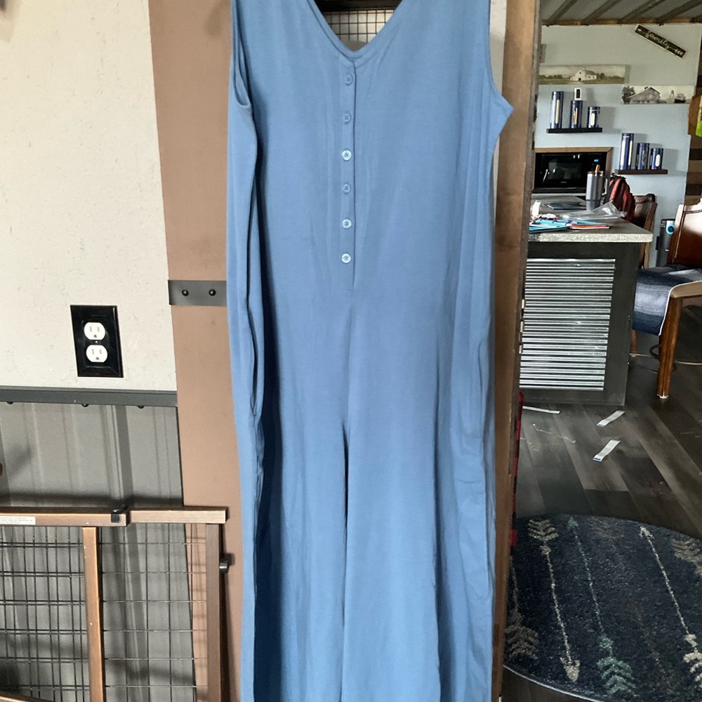AnyBody Sleeveless Button-Front V-Neck Wide-Leg Jumpsuit in Light Blue